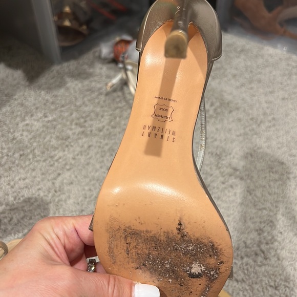 Stuart Weitzman gold ankle strap heels - Picture 4 of 4